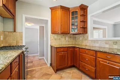 217 Grayson Place, Teaneck Township, NJ 07666 - Photo 15