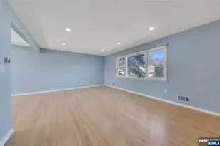 162 Grove Ave, Verona, NJ 07044 - Photo 5