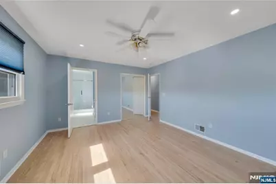 162 Grove Avenue, Verona, NJ 07044 - Photo 17