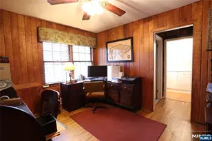 435 Carlton Rd, Wyckoff Township, NJ 07481 - Photo 9