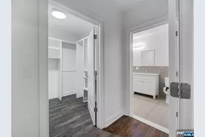 90 Clinton 204 #204, Newark, NJ 07114 - Photo 17
