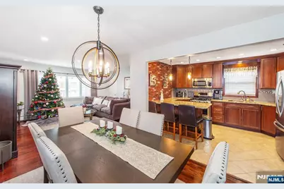 230 Avenue A, Bayonne, NJ 07002 - Photo 11