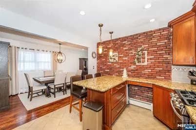 230 Avenue A, Bayonne, NJ 07002 - Photo 9