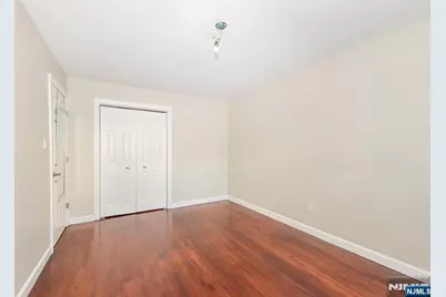 230 Avenue A, Bayonne, NJ 07002 - Photo 29