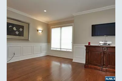 8 Willow Drive, Englewood Cliffs, NJ 07632 - Photo 21
