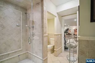 8 Willow Dr, Englewood Cliffs, NJ 07632 - Photo 25