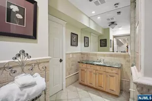 8 Willow Dr, Englewood Cliffs, NJ 07632 - Photo 25