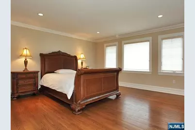 8 Willow Drive, Englewood Cliffs, NJ 07632 - Photo 19