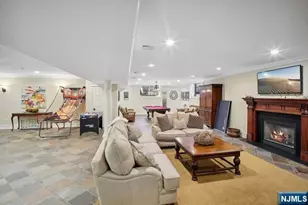 8 Willow Dr, Englewood Cliffs, NJ 07632 - Photo 27