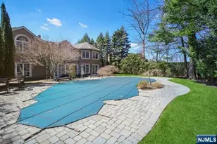 8 Willow Dr, Englewood Cliffs, NJ 07632 - Photo 33