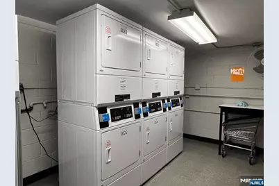 1130 Valley Road 2B #2B, Wayne, NJ 07470 - Photo 3