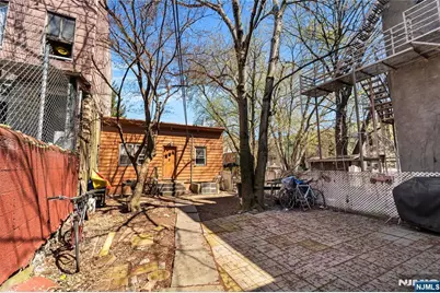 414 Monastery Place, Union City, NJ 07087 - Photo 13