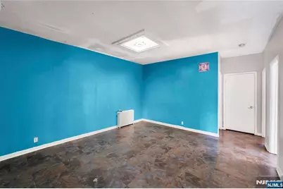 414 Monastery Place, Union City, NJ 07087 - Photo 5