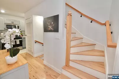 189 Summit Cross, Rutherford, NJ 07070 - Photo 25