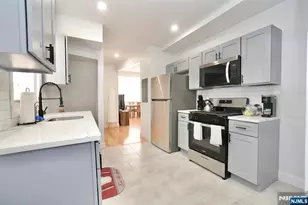 189 Summit Cross, Rutherford, NJ 07070 - Photo 5