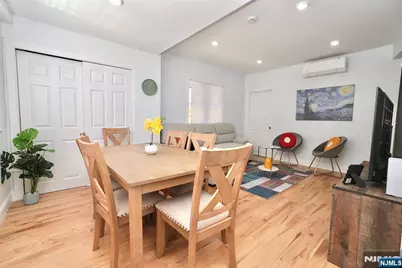 189 Summit Cross, Rutherford, NJ 07070 - Photo 11