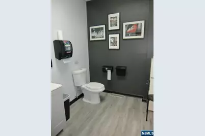348 Evelyn Street Office #2, Paramus, NJ 07652 - Photo 15