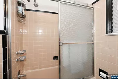 7-22 Berdan Avenue, Fair Lawn, NJ 07410 - Photo 15