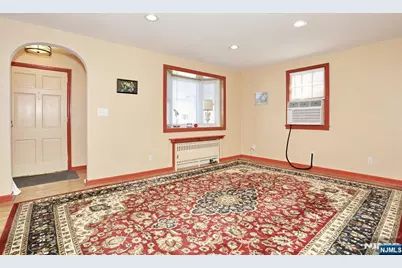 7-22 Berdan Avenue, Fair Lawn, NJ 07410 - Photo 3