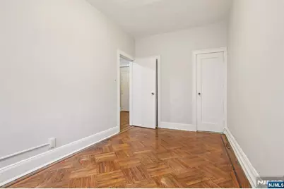 262 Clendenny Avenue 6 #6, Jersey City, NJ 07304 - Photo 15