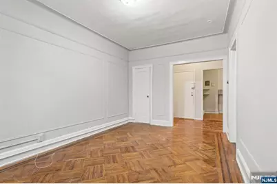 262 Clendenny Avenue 6 #6, Jersey City, NJ 07304 - Photo 9