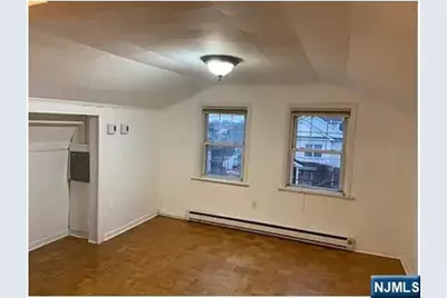 649 New Jersey Avenue 3 #3, Lyndhurst Township, NJ 07071 - Photo 3