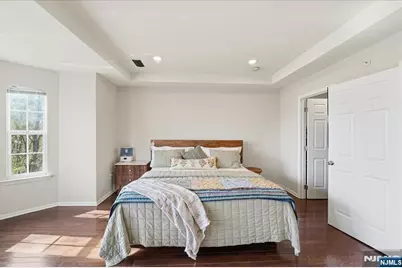 41 Creekside Court, Secaucus, NJ 07094 - Photo 29