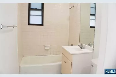 2787 John F Kennedy Boulevard 112 #112, Jersey City, NJ 07306 - Photo 9