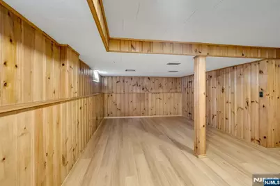 90 Arnot Place, Paramus, NJ 07652 - Photo 21