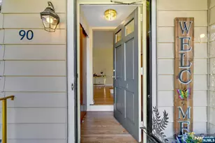 90 Arnot Pl, Paramus, NJ 07652 - Photo 3