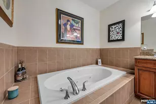 2310 Rio Vista Dr 2310, Northvale, NJ 07647 - Photo 23