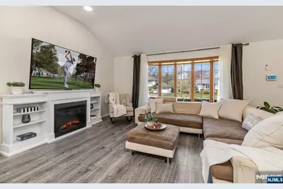 145 Merritt Drive, Oradell, NJ 07649 - Photo 5