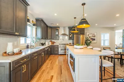 129 Essex Avenue, Bloomfield, NJ 07003 - Photo 17