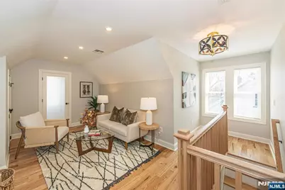 129 Essex Avenue, Bloomfield, NJ 07003 - Photo 35