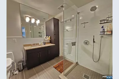 9 Somerset Lane 305 #305, Edgewater, NJ 07020 - Photo 7