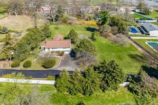 4 Schubert Ln, Paramus, NJ 07652 - Photo 7