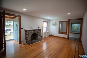 31 Spring Valley Ave Whole House, Paramus, NJ 07652 - Photo 3