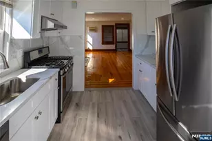 31 Spring Valley Ave Whole House, Paramus, NJ 07652 - Photo 11