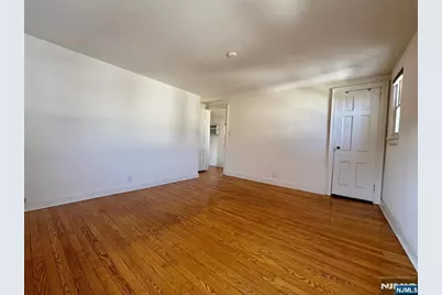 66-70 Liberty Place 70 #70, Palisades Park, NJ 07650 - Photo 11