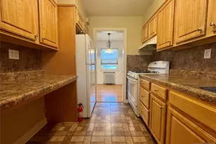 66-70 Liberty Pl 70, Palisades Park, NJ 07650 - Photo 9