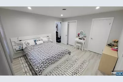 304 Palsa Avenue 1 #1, Elmwood Park, NJ 07407 - Photo 5