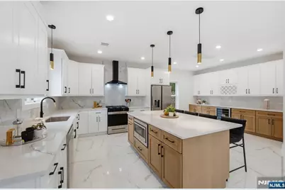 488 Dewey Avenue, Saddle Brook Township, NJ 07663 - Photo 11