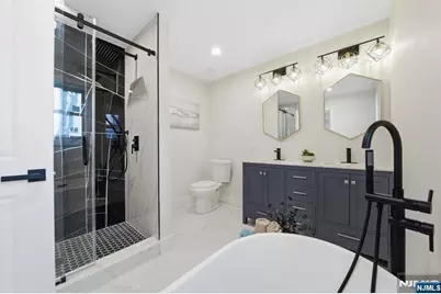 488 Dewey Avenue, Saddle Brook Township, NJ 07663 - Photo 25