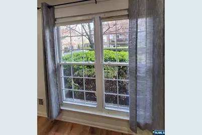 758 Charles Court, Fort Lee, NJ 07024 - Photo 15