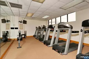 758 Charles Ct, Fort Lee, NJ 07024 - Photo 3