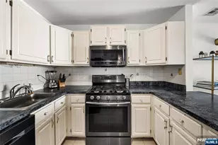 84 Union St, Newark, NJ 07105 - Photo 13
