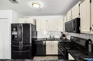 84 Union St, Newark, NJ 07105 - Photo 17