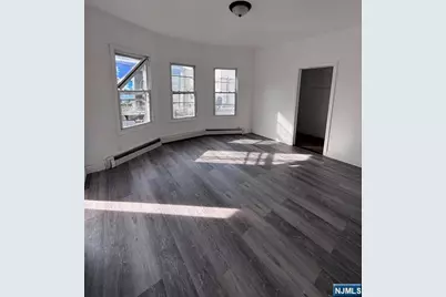 9 Sparrow Street, Paterson, NJ 07524 - Photo 7