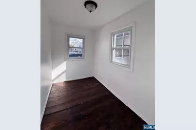 9 Sparrow Street, Paterson, NJ 07524 - Photo 19