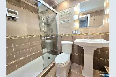 151 Prospect Avenue 6C #6C, Hackensack, NJ 07601 - Photo 19